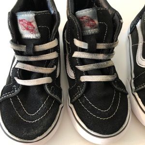 Size 9T Vans